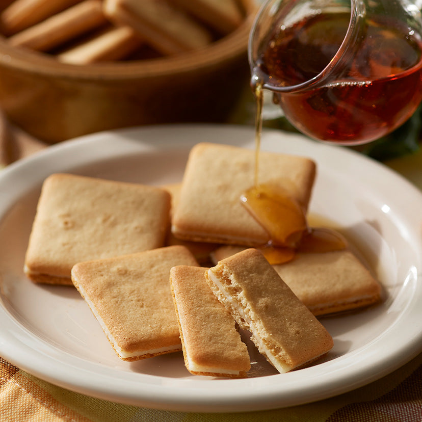 The MAPLE MANIA Maple Gift Set - 18 pieces