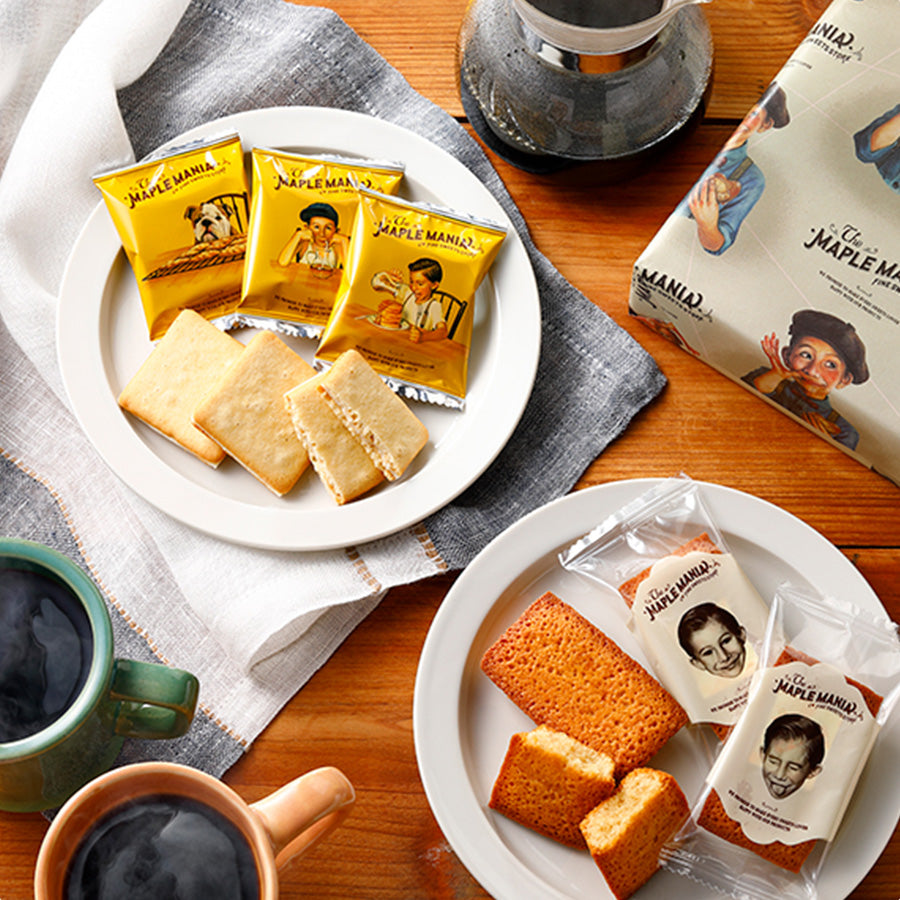 The MAPLE MANIA Maple Gift Set - 18 pieces