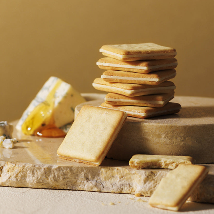 Tokyo Milk Cheese Factory Honey & Gorgonzola Cookies - 9 pieces