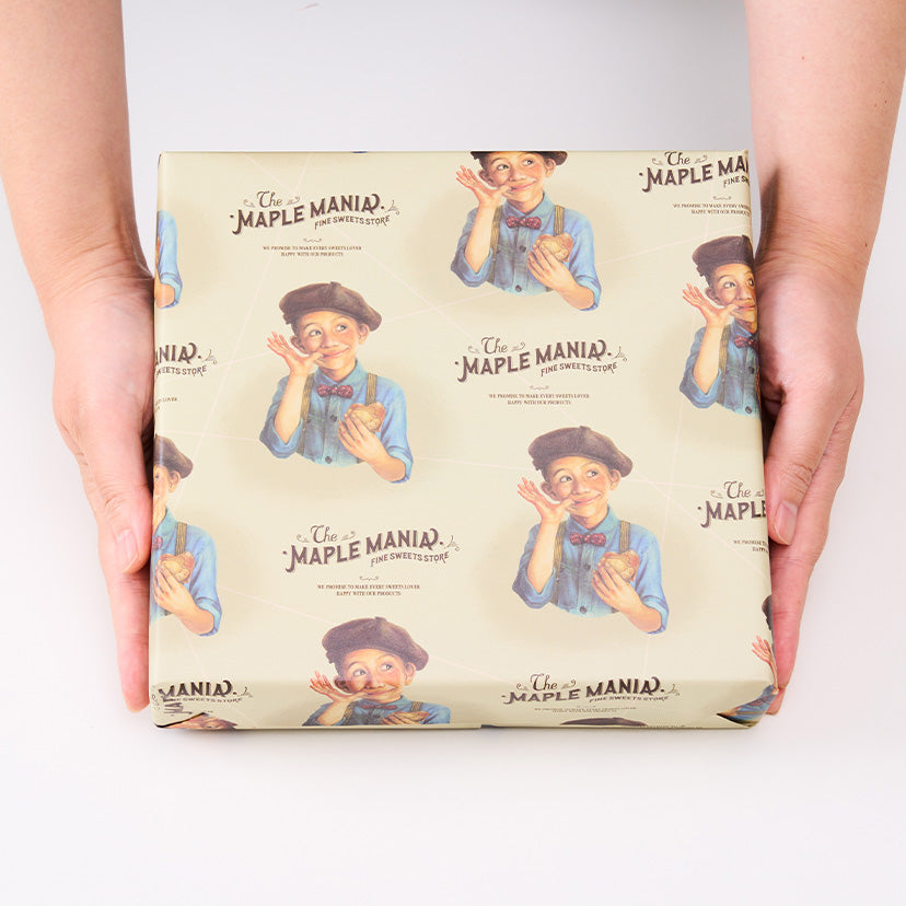 The MAPLE MANIA Maple Gift Box - 18 pieces